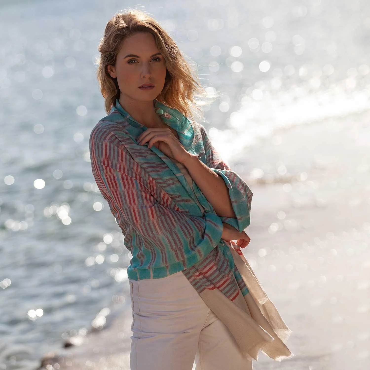Aqua & Red Hand Crafted Pashmina - Image 2