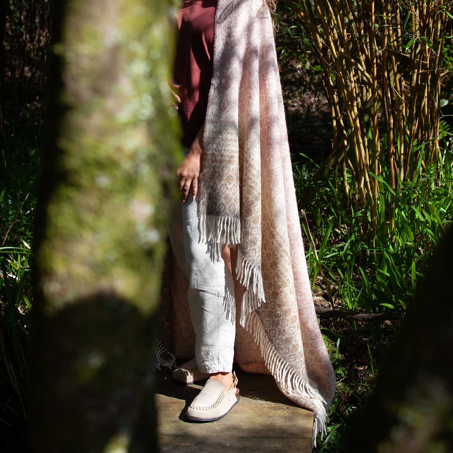 British Wool Throw Pink & Camel - Image 6