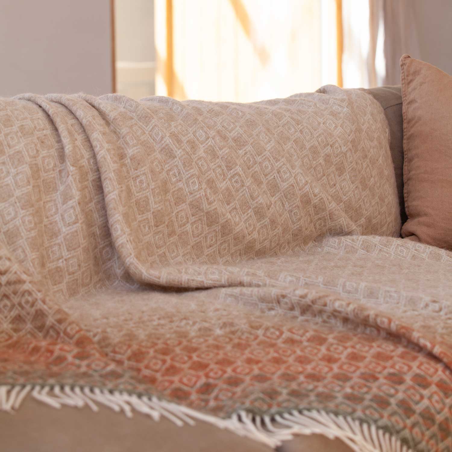 British Wool Throw Terracotta & Green - Image 3