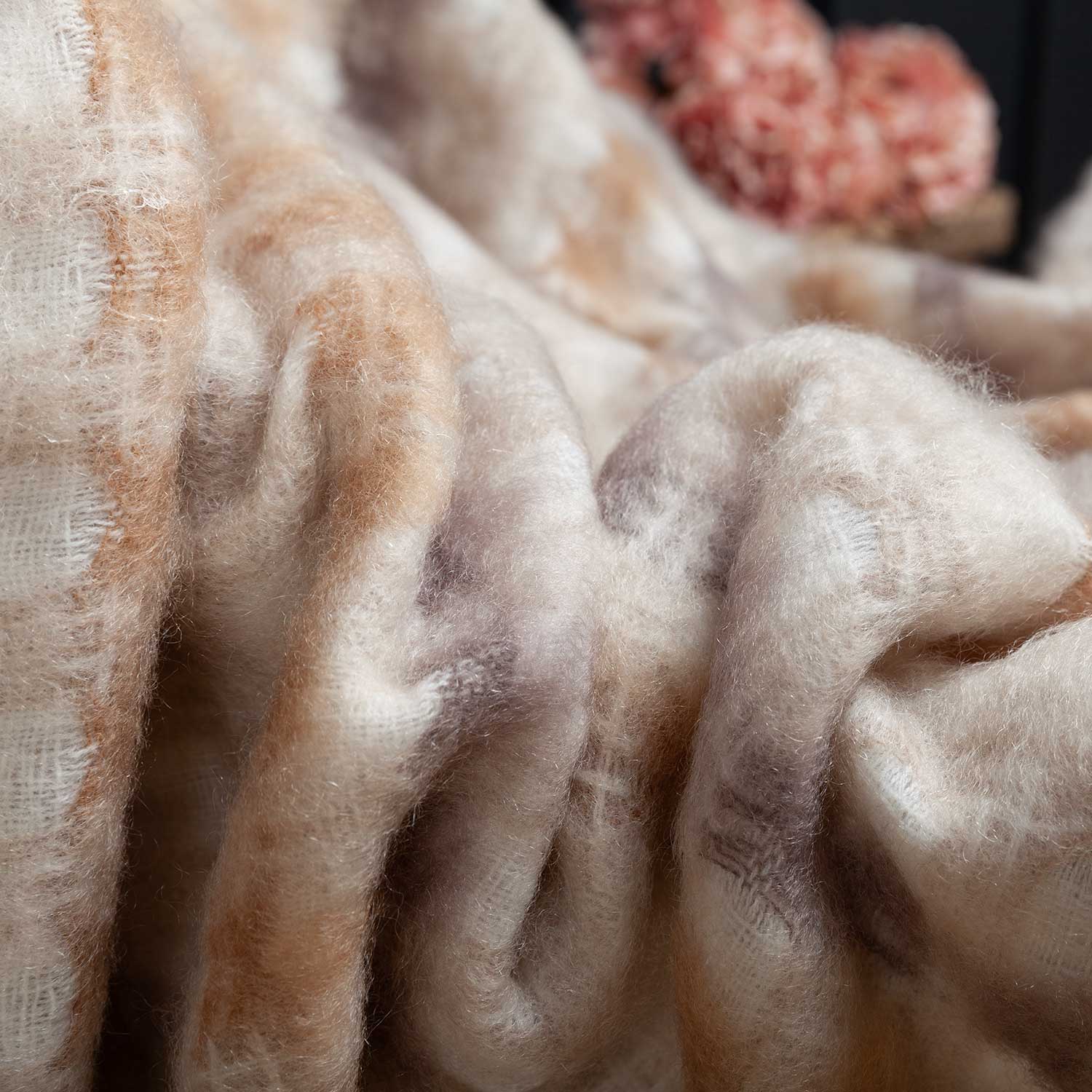 Carmen Mohair Blanket Coffee Cream - Image 4