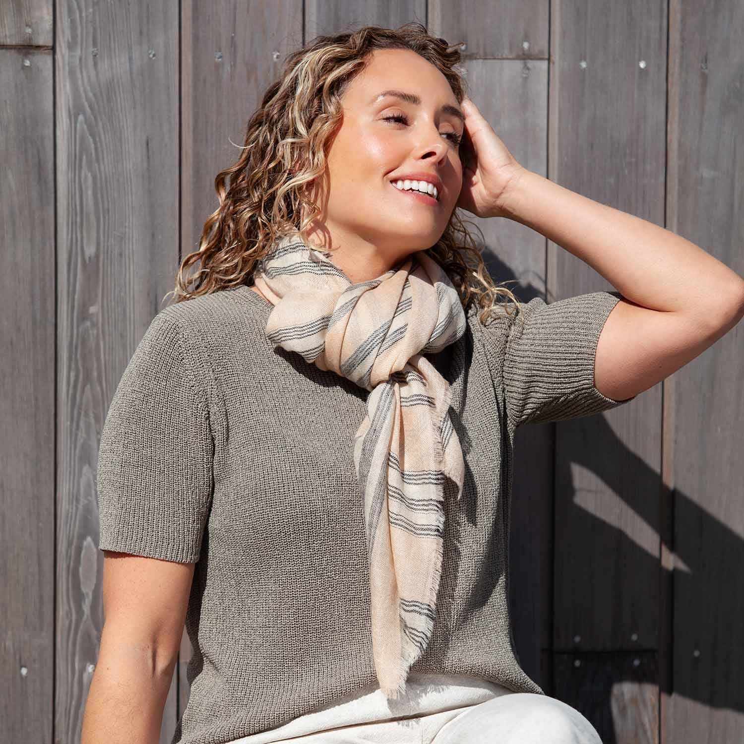 Cashmere Square Shawl Sahara - Image 5