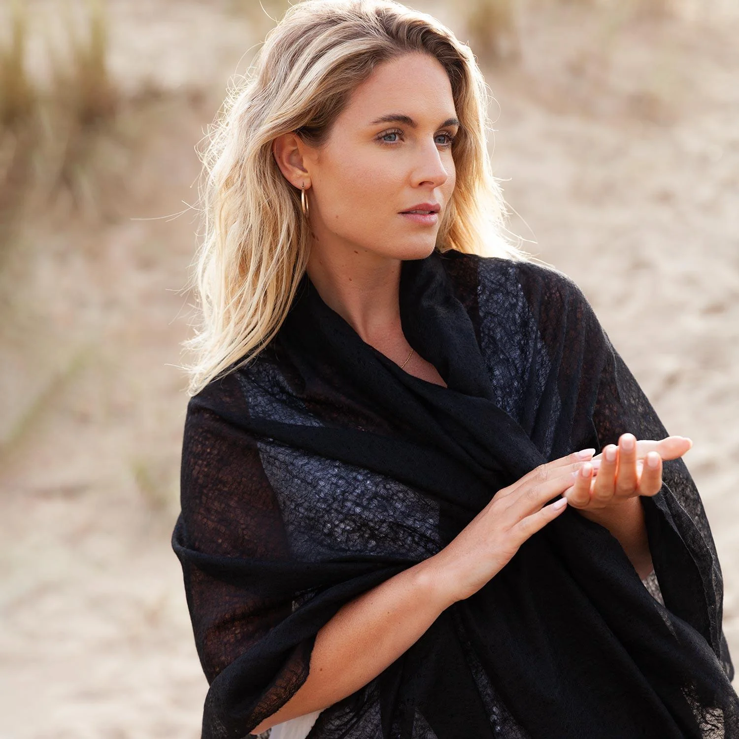 Diaphanous Pashmina Black - Image 5