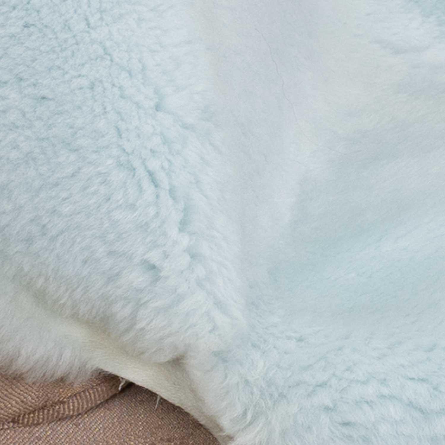 Exclusive Sheepskin Throw Powder Blue - Image 3