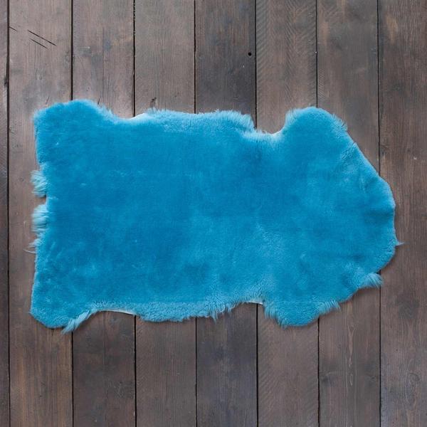 Exclusive Sheepskin Throw Cerulean - Image 4