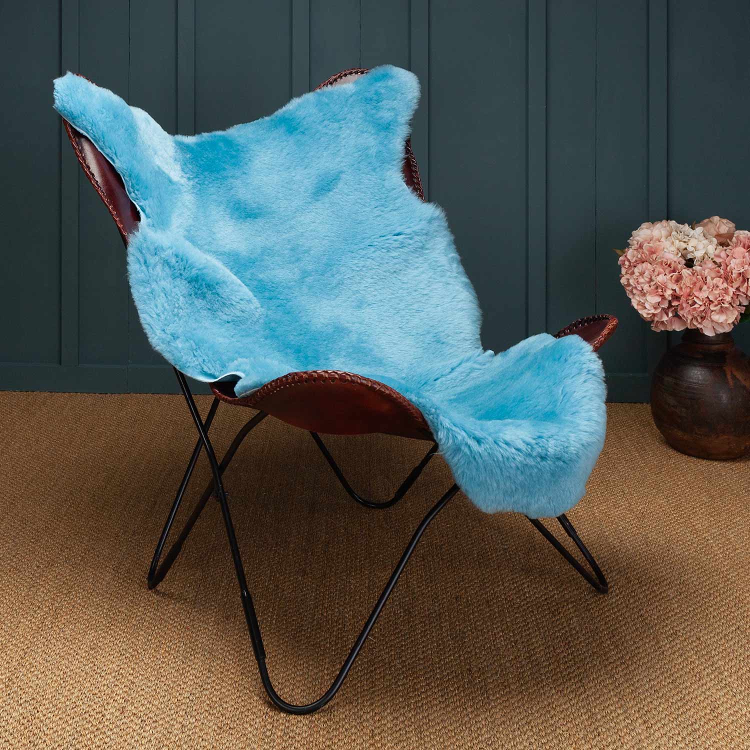 Exclusive Sheepskin Throw Cerulean - Image 5