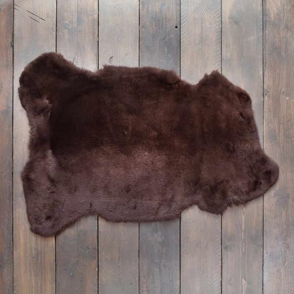 Exclusive Sheepskin Throw Dark Chocolate - Image 3