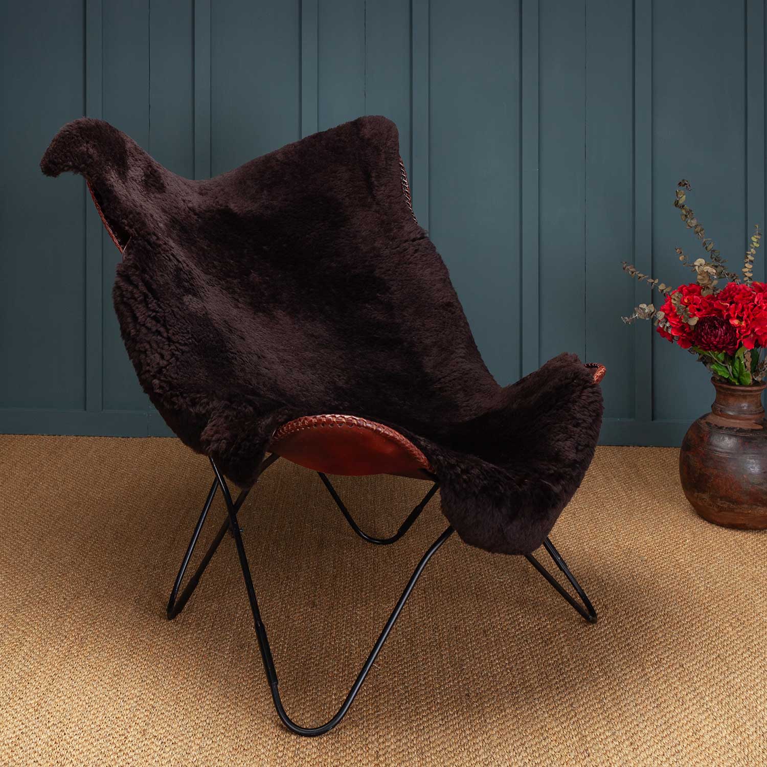 Exclusive Sheepskin Throw Dark Chocolate - Image 5