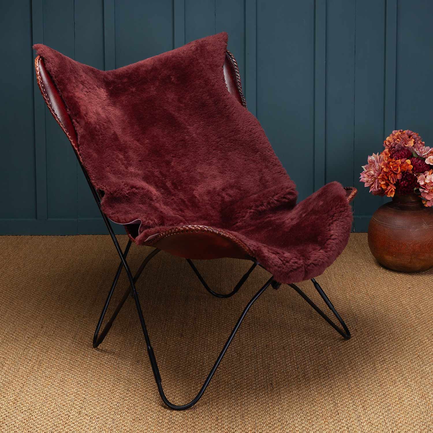 Exclusive Sheepskin Throw Maroon - Image 4