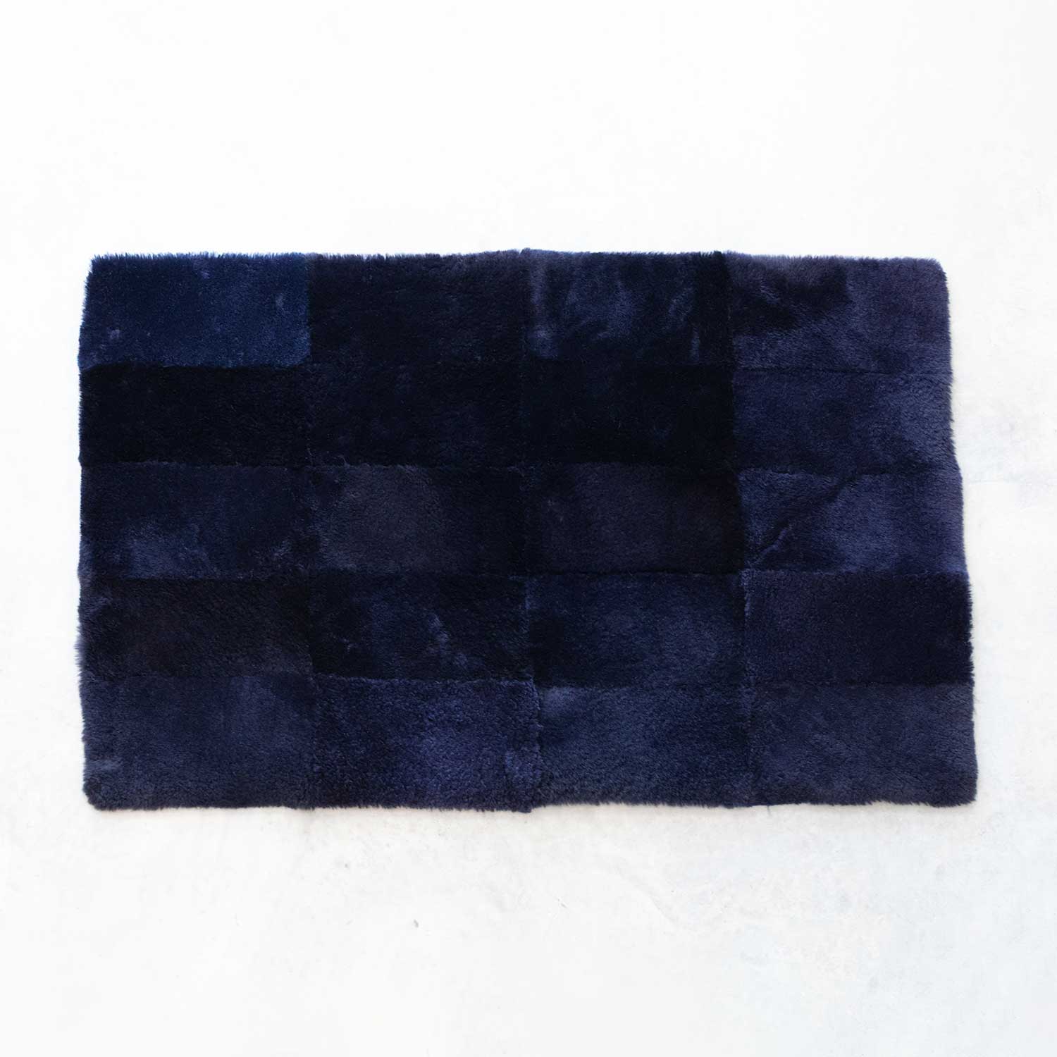 Luxury Sheepskin Pet Bed - Image 8
