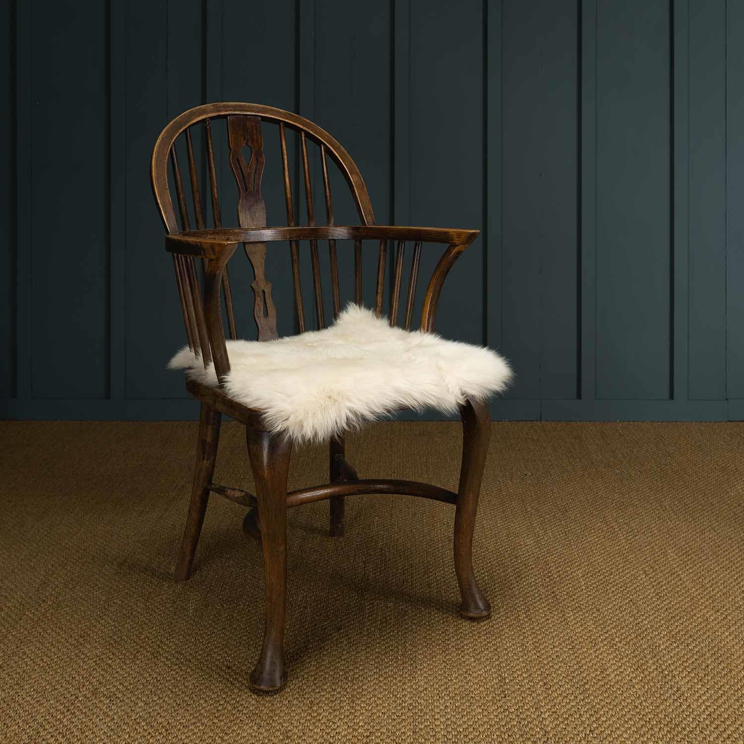 Linen Sheepskin Seat Pad Square 40 cm - Image 4