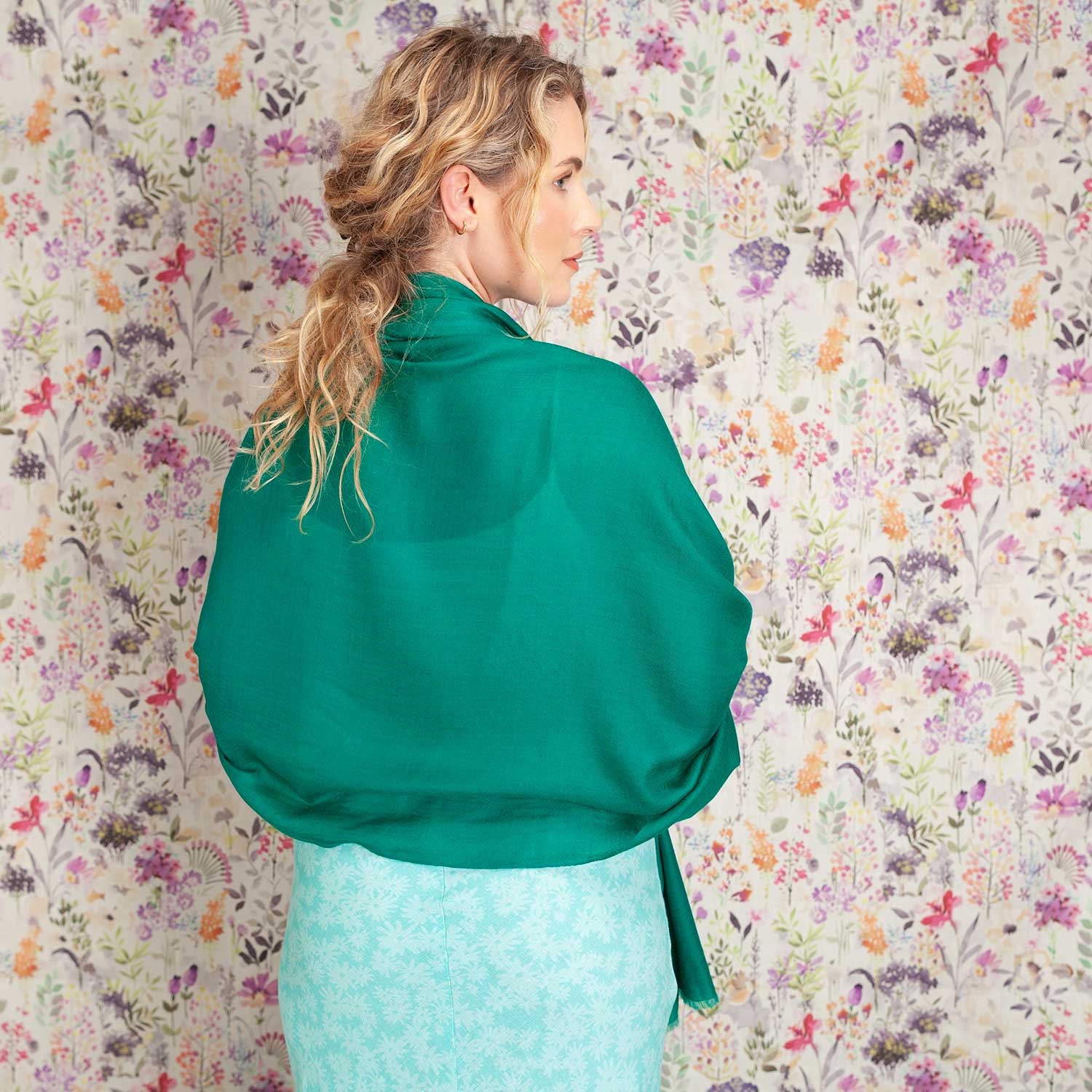 Luxe Merino Silk Shawl Emerald - Image 9