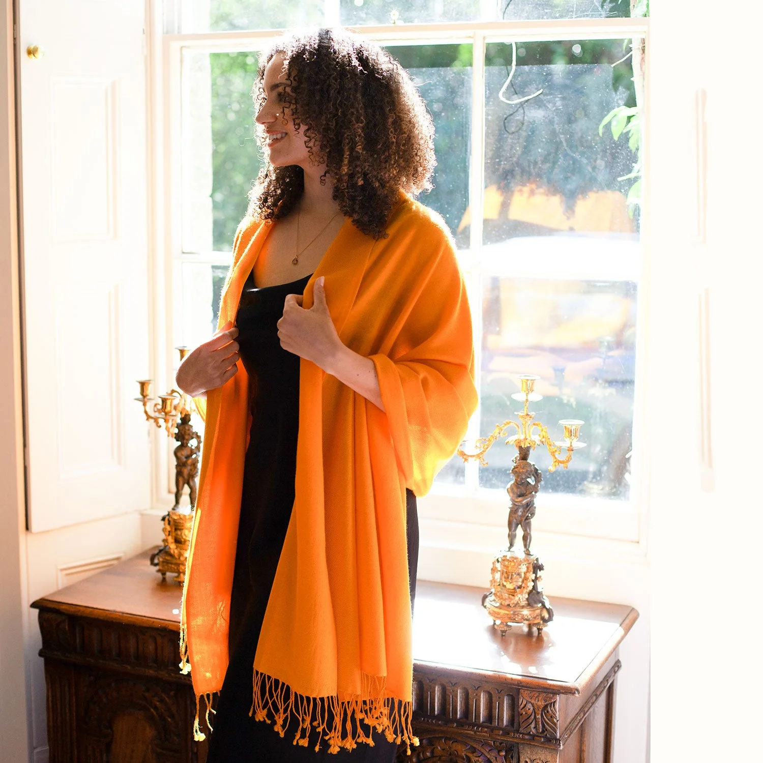 Luxury Pashmina Shawl Marigold - Image 2
