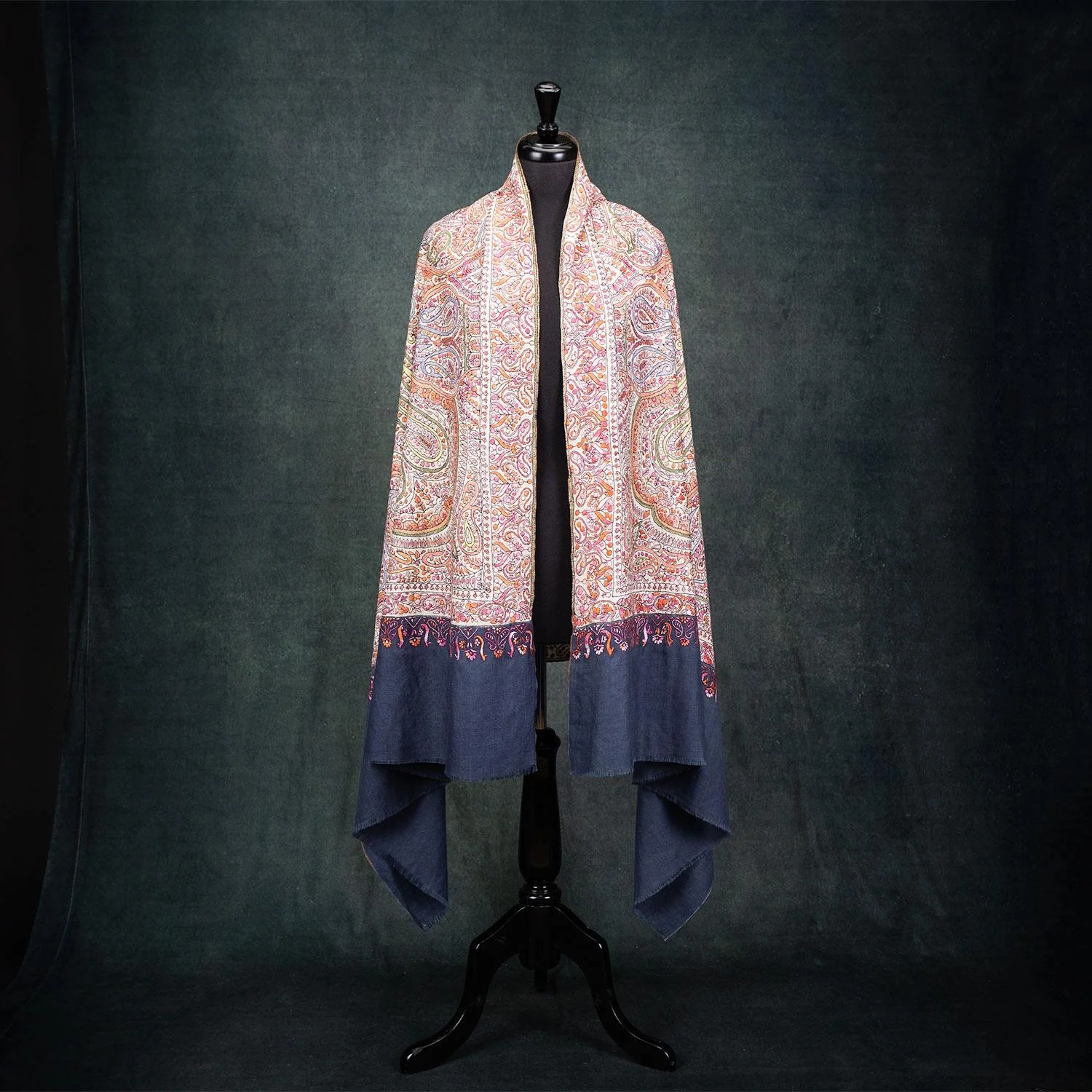 Mahroon Sozni Jamawar Pashmina Tantric - Image 4