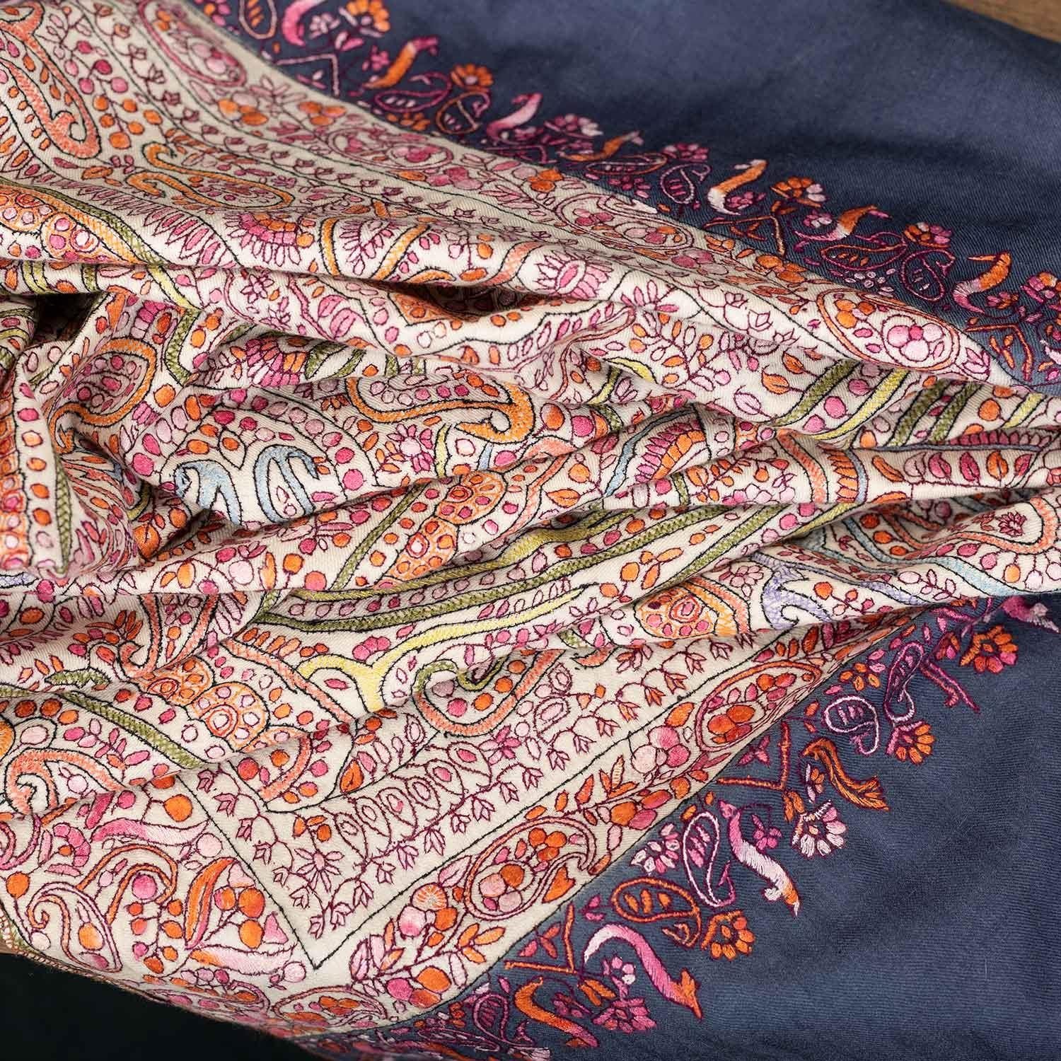 Mahroon Sozni Jamawar Pashmina Tantric - Image 5