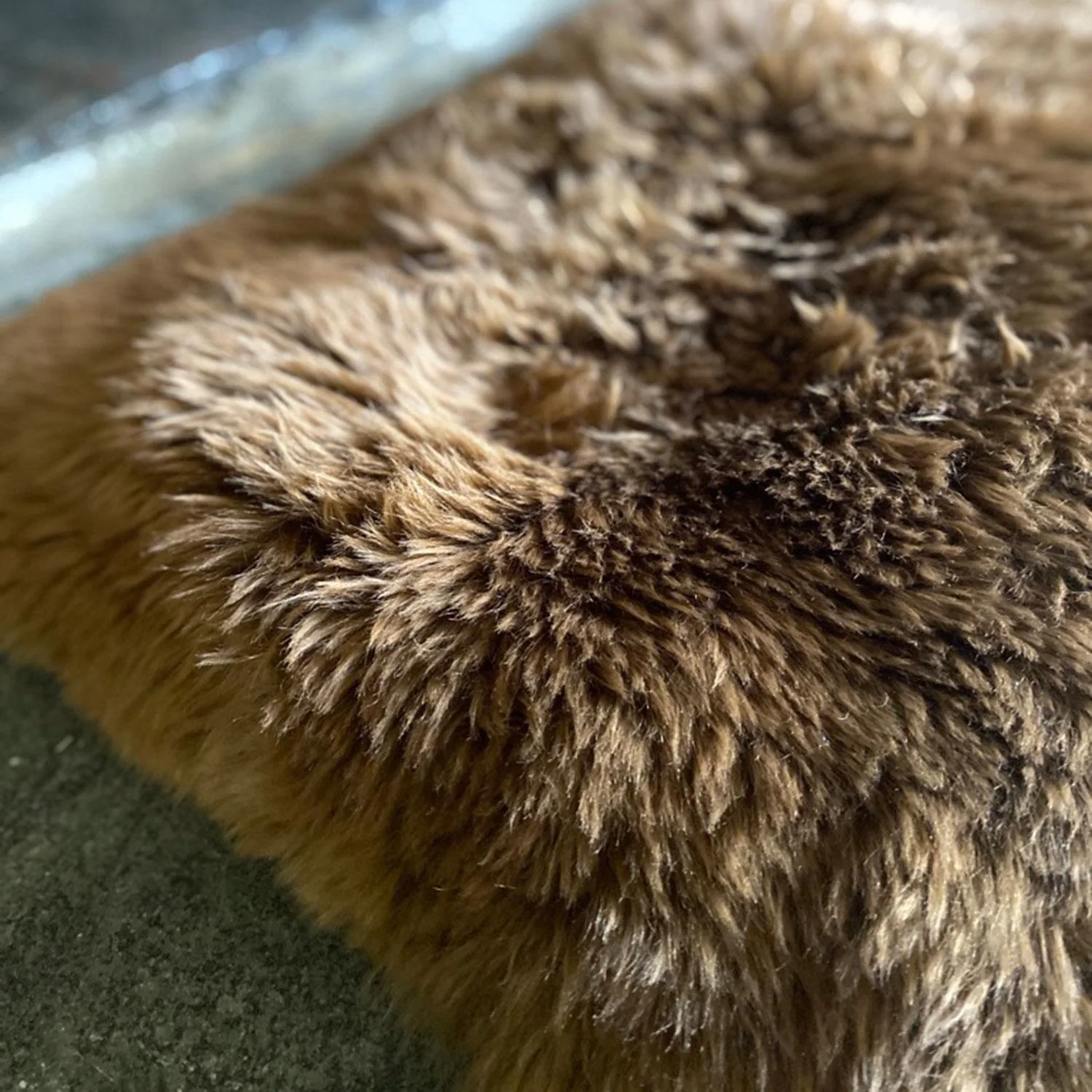 Medium Long Wool Padded Pet Bed Brown - Image 4