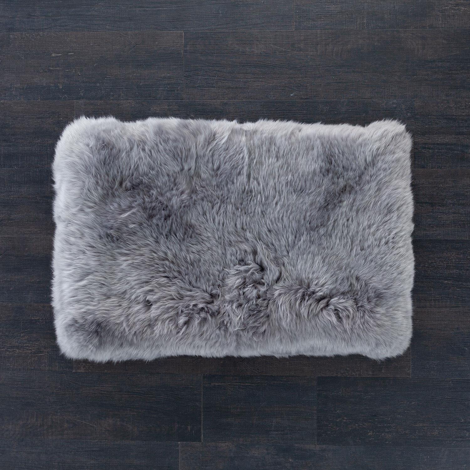 Medium Long Wool Padded Pet Bed Grey - Image 2