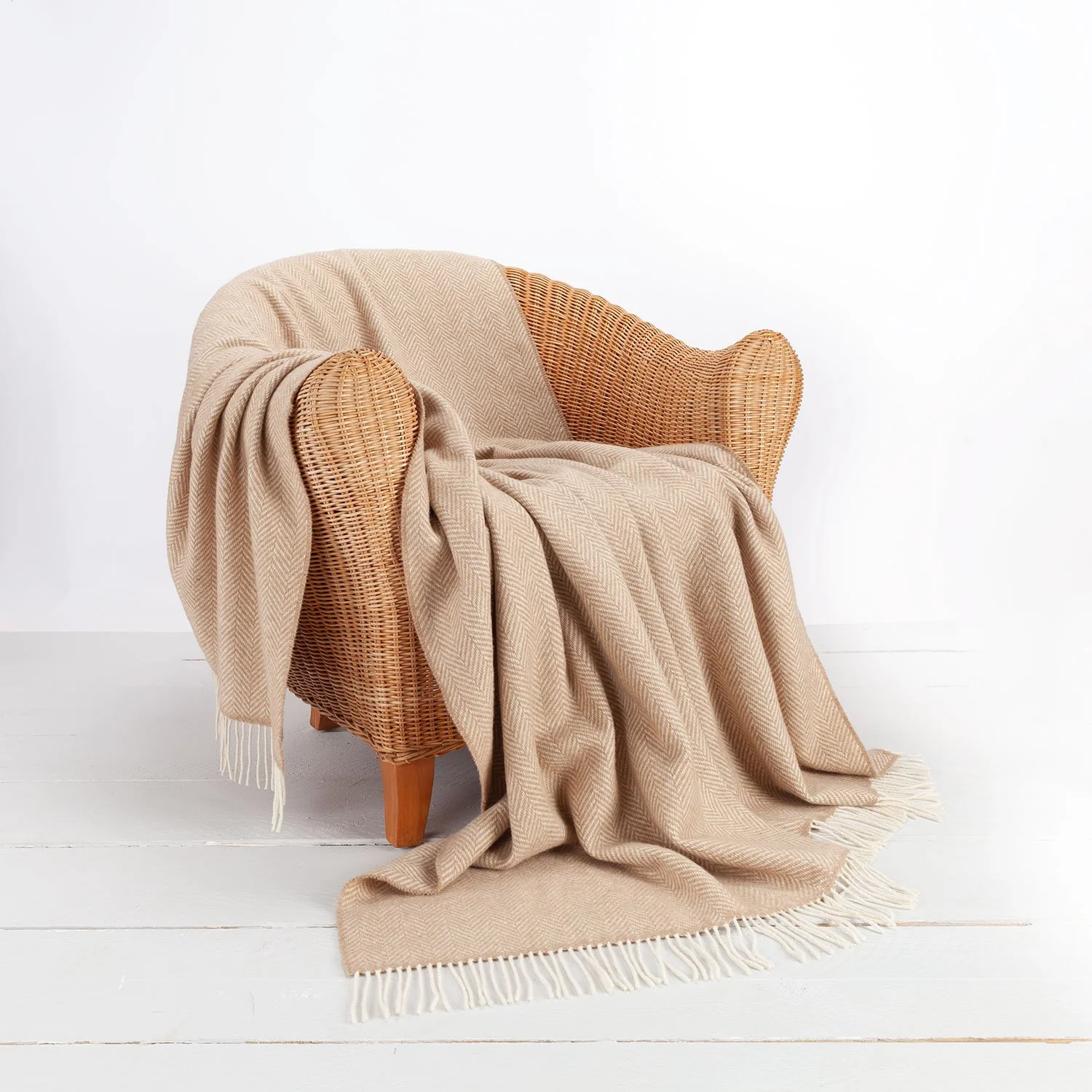 Merino Cashmere Blend Throw Beige Herringbone - Image 2
