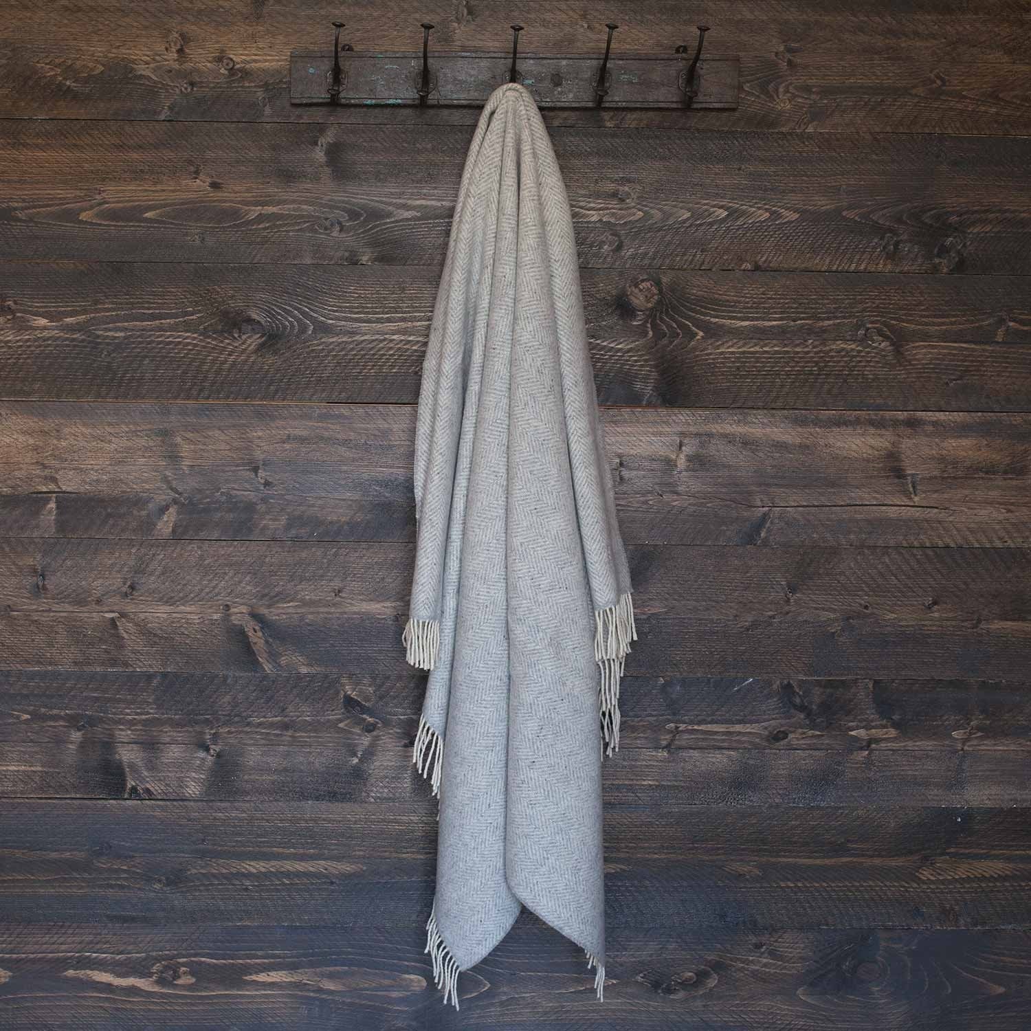 Merino Cashmere Blend Throw Light Grey Herringbone - Image 3
