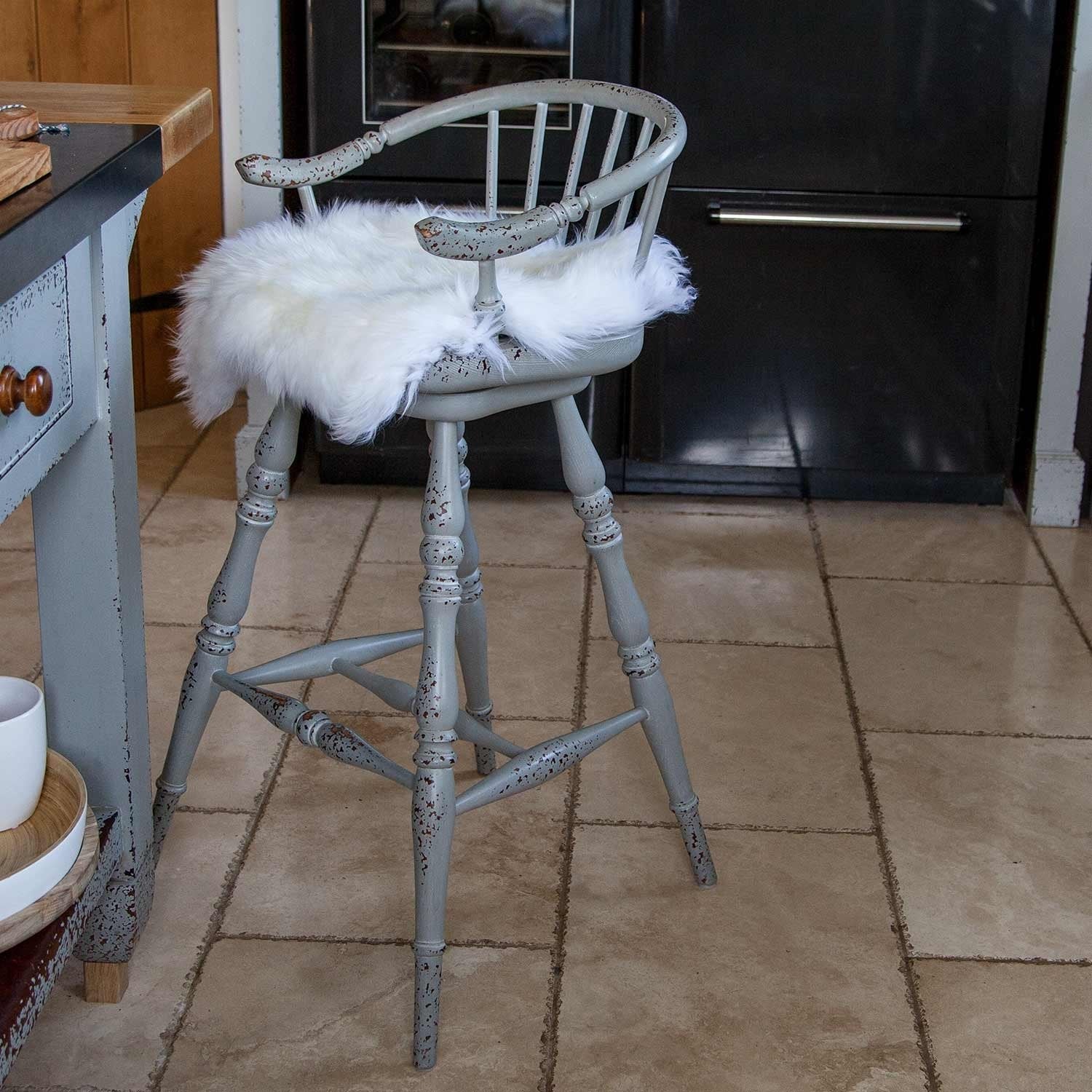 Natural White Sheepskin Seat Pad Square 40 cm - Image 3
