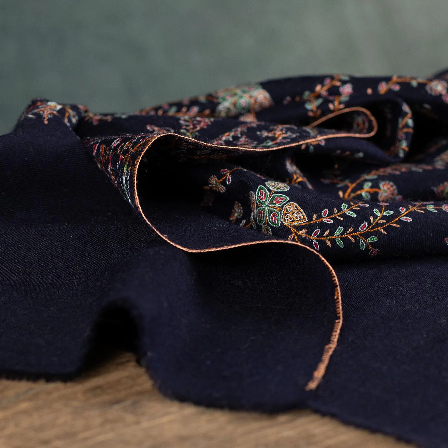 Silk Embroidered Jamawar Shawl Raat - Image 10