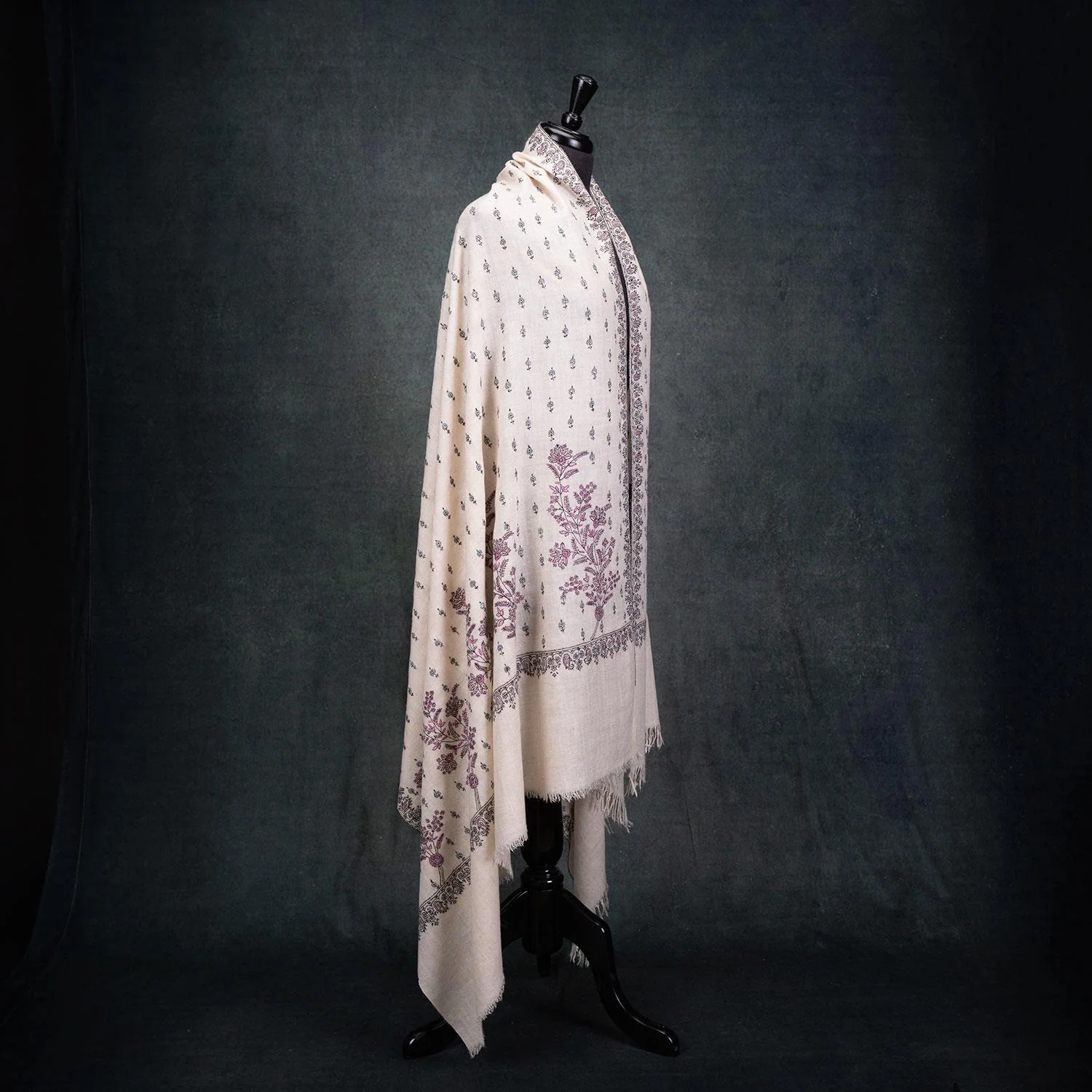 Sozni Embroidered Cashmere Pashmina Humayra - Image 5