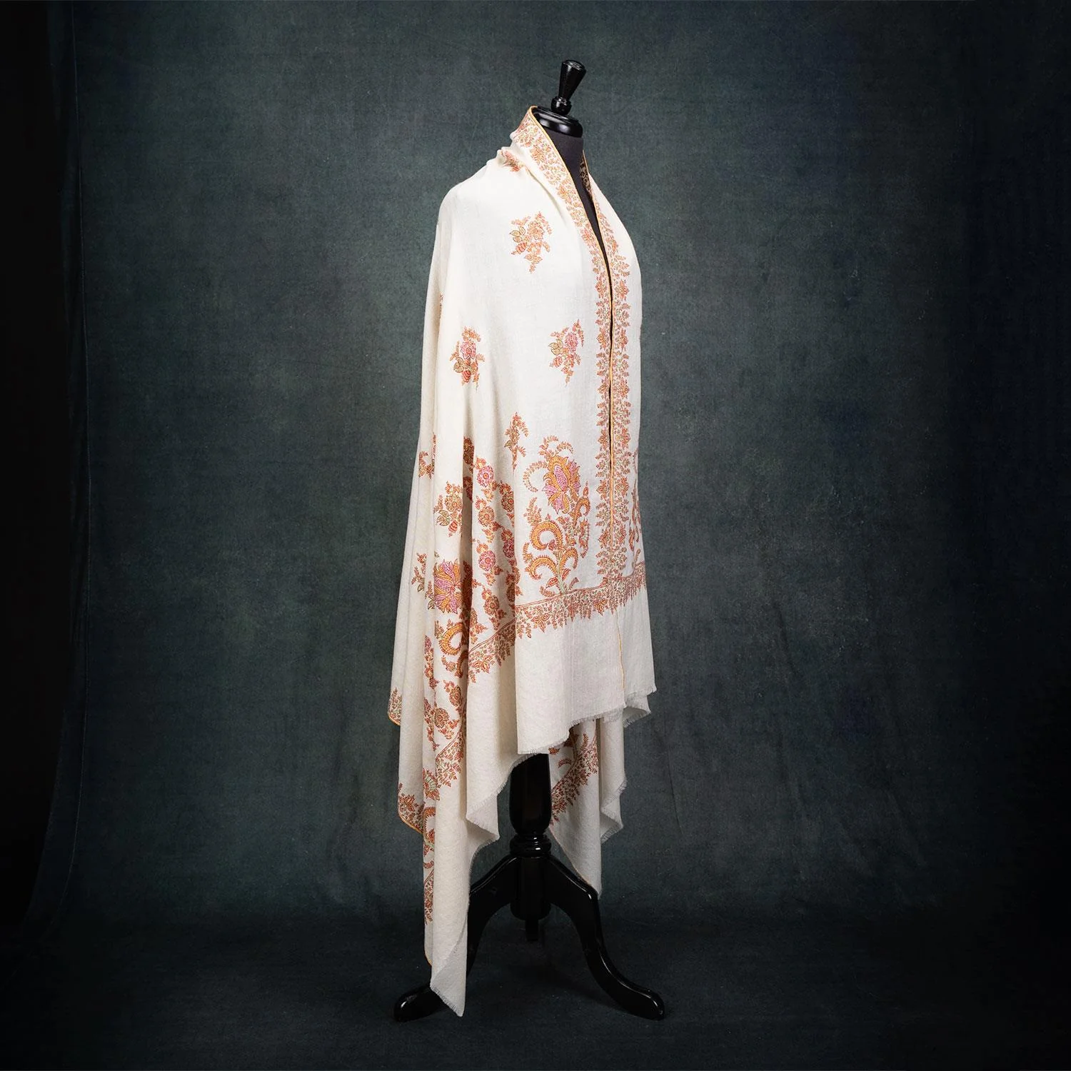 Sozni Embroidered Pashmina 'The Colours of Sunrise' Bhajan - Image 3