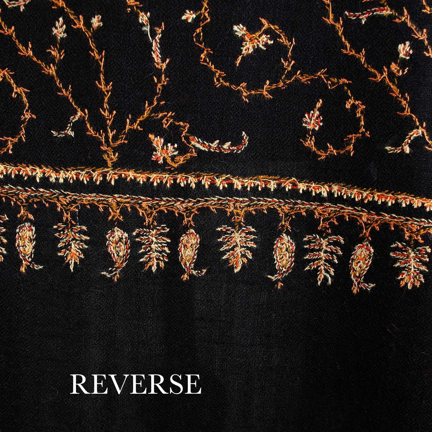 Sozni Hand Embroidered Shawl 'Mother' Zozila - Image 5