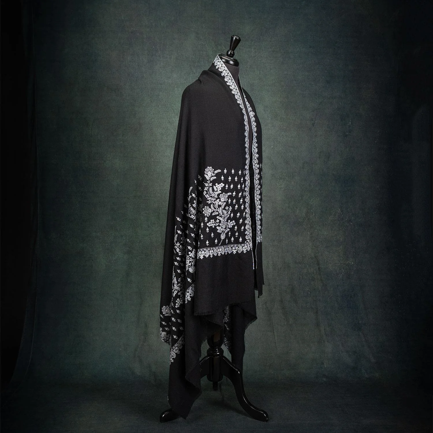 Sozni Toosh 'Mayajaal Shawl Firdos' - Image 4