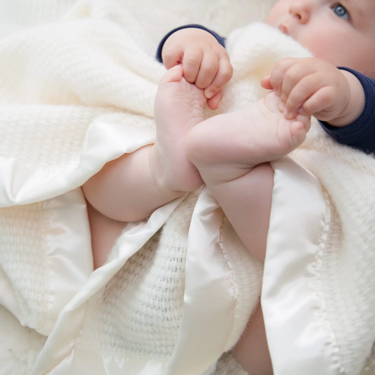Wool Cellular Baby Blanket - Image 4